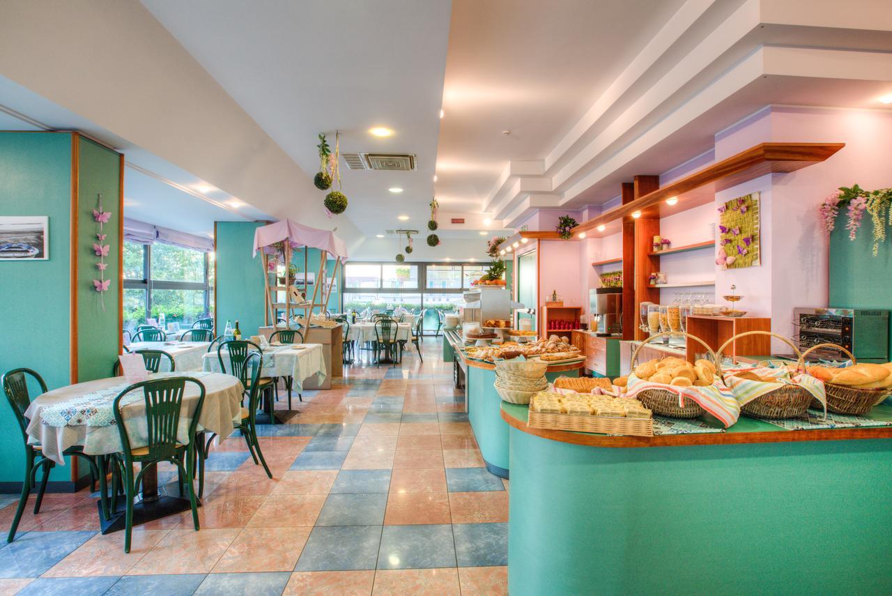 Hotel Nevada Bellaria-Igea Marina Dış mekan fotoğraf