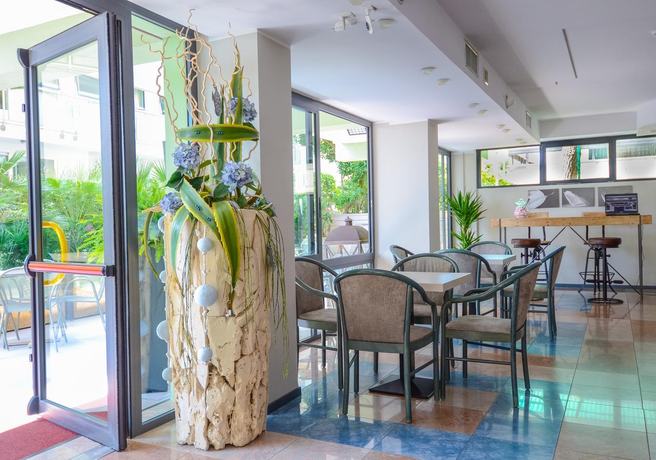 Hotel Nevada Bellaria-Igea Marina Dış mekan fotoğraf