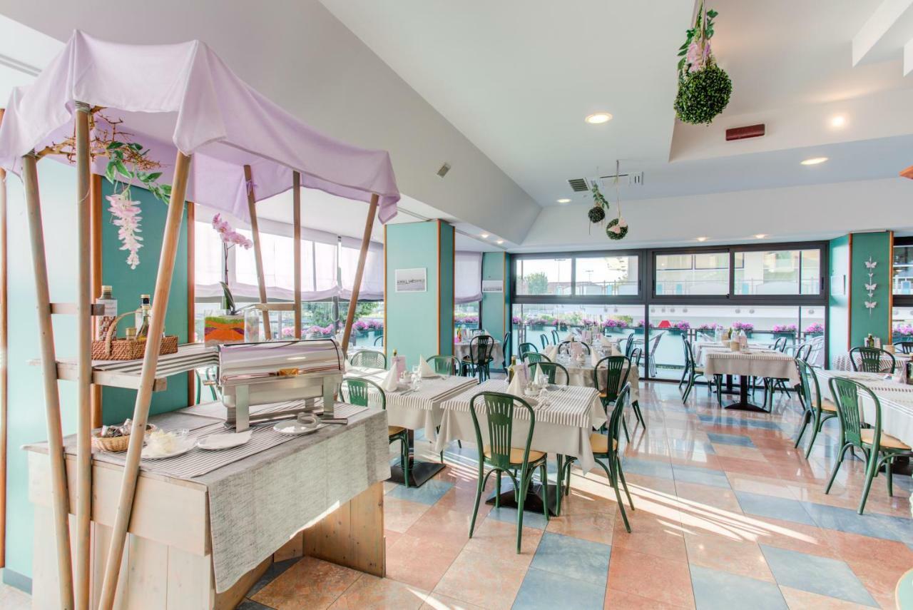 Hotel Nevada Bellaria-Igea Marina Dış mekan fotoğraf